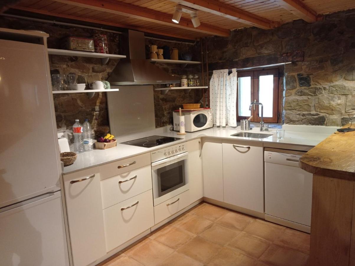 Amplia Y Comoda Casa De Piedra Con Porche Y Jardin San Roque de Ríomiera Zewnętrze zdjęcie