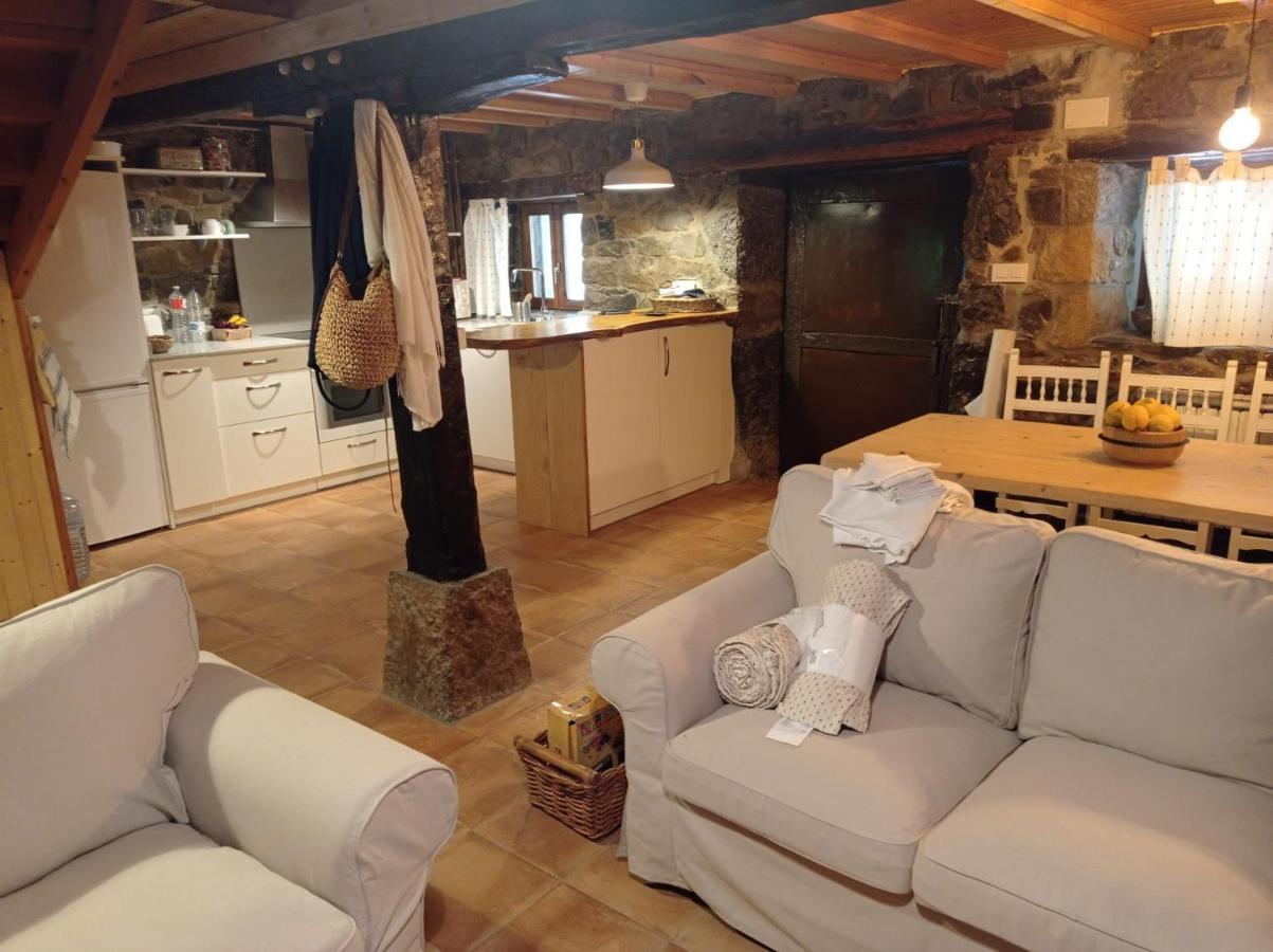 Amplia Y Comoda Casa De Piedra Con Porche Y Jardin San Roque de Ríomiera Zewnętrze zdjęcie