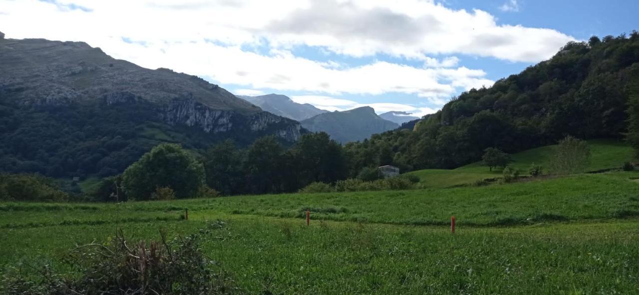 Amplia Y Comoda Casa De Piedra Con Porche Y Jardin San Roque de Ríomiera Zewnętrze zdjęcie